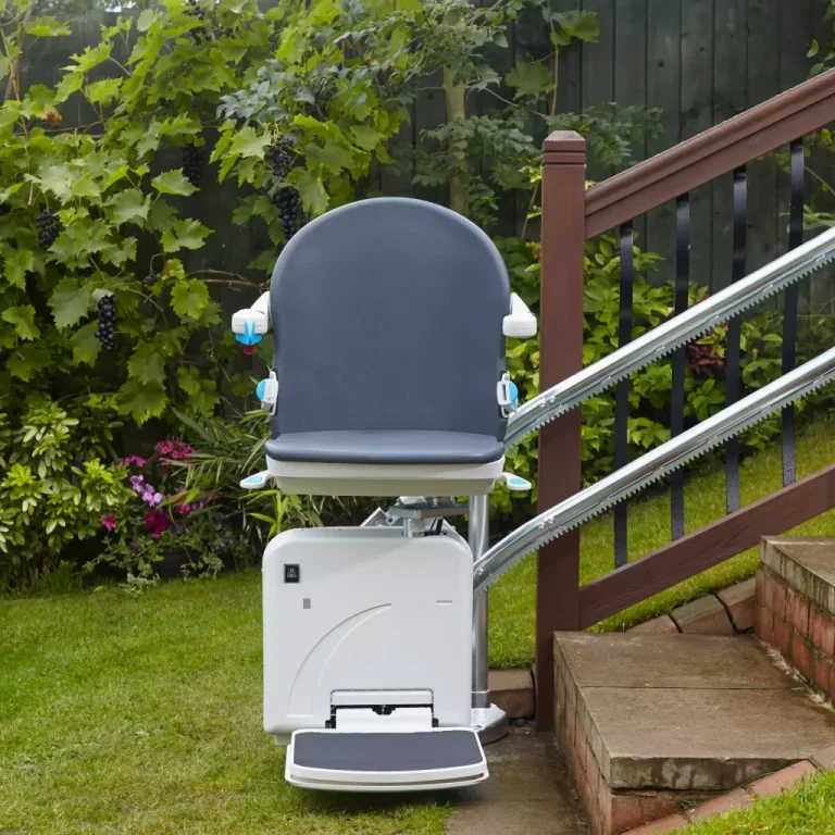 outdoor stairlift scaled 1024x1024 1
