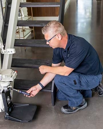 servicing maintenance